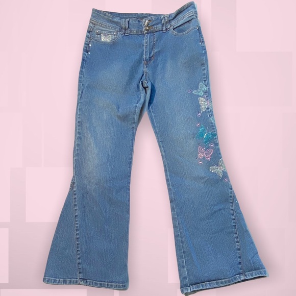 Arizona Jean Company Other - Arizona Flare Plus Size Jeans Sz 14 1/2 Embroidery Rhinestones